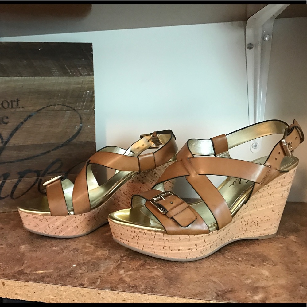 Marc Fisher Wedges